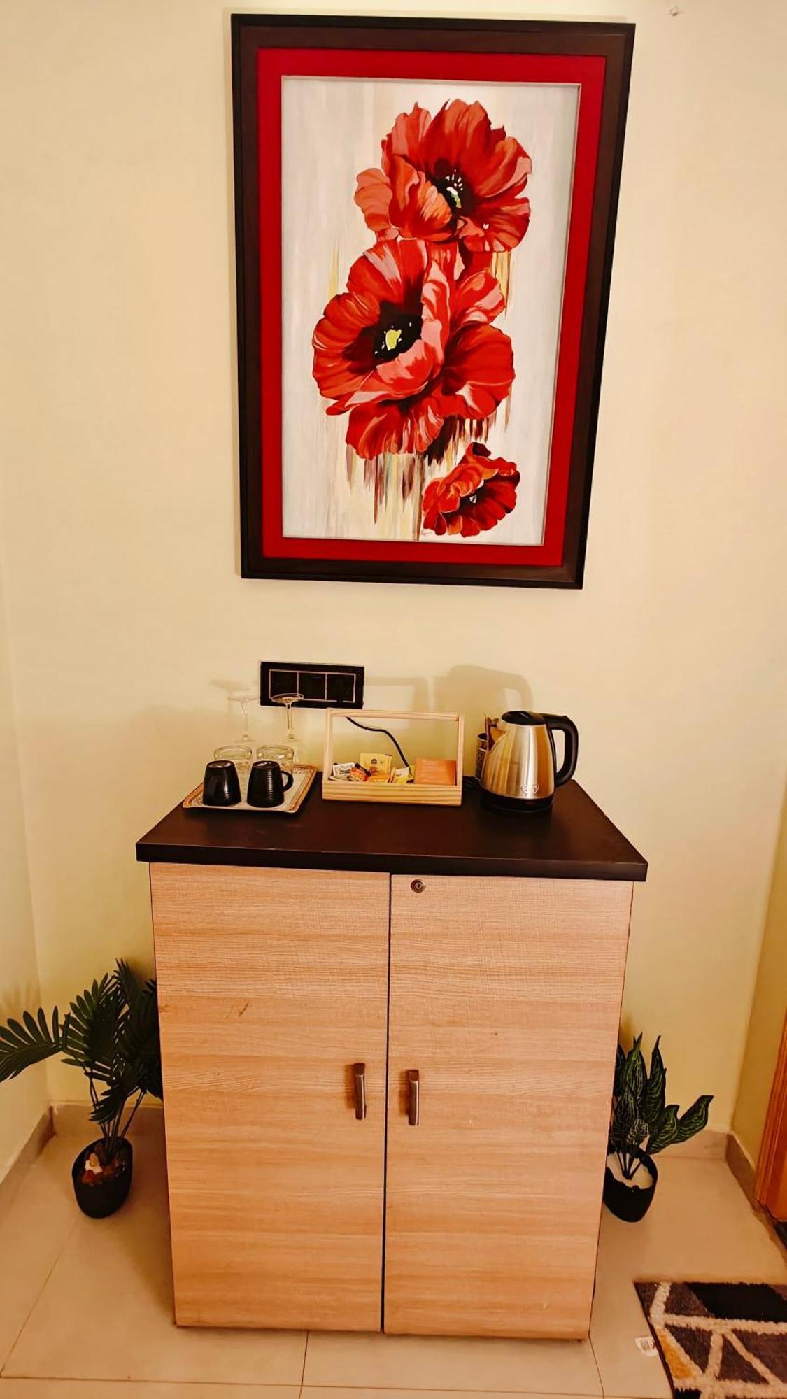 The Yellow House - Couple'S Getaway In Gomti Nagar- 1 Bhk Λάκναου Εξωτερικό φωτογραφία